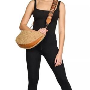 URBAN ORIGINALS The Dance Handbag Purple Strap